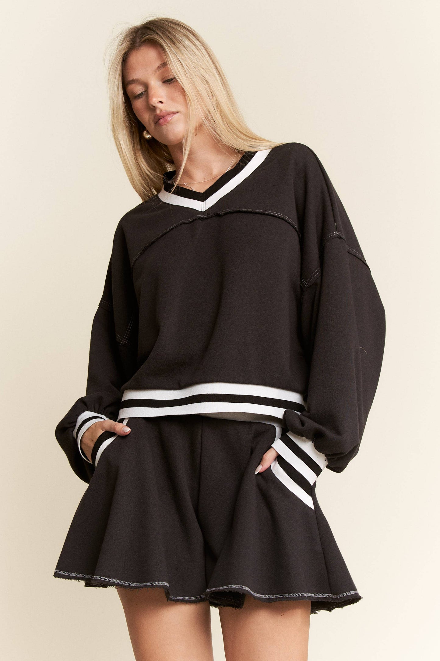 PLUS SIZE ATHLETIC SWEATSUIT SET: Black/White / 1XL/2XL
