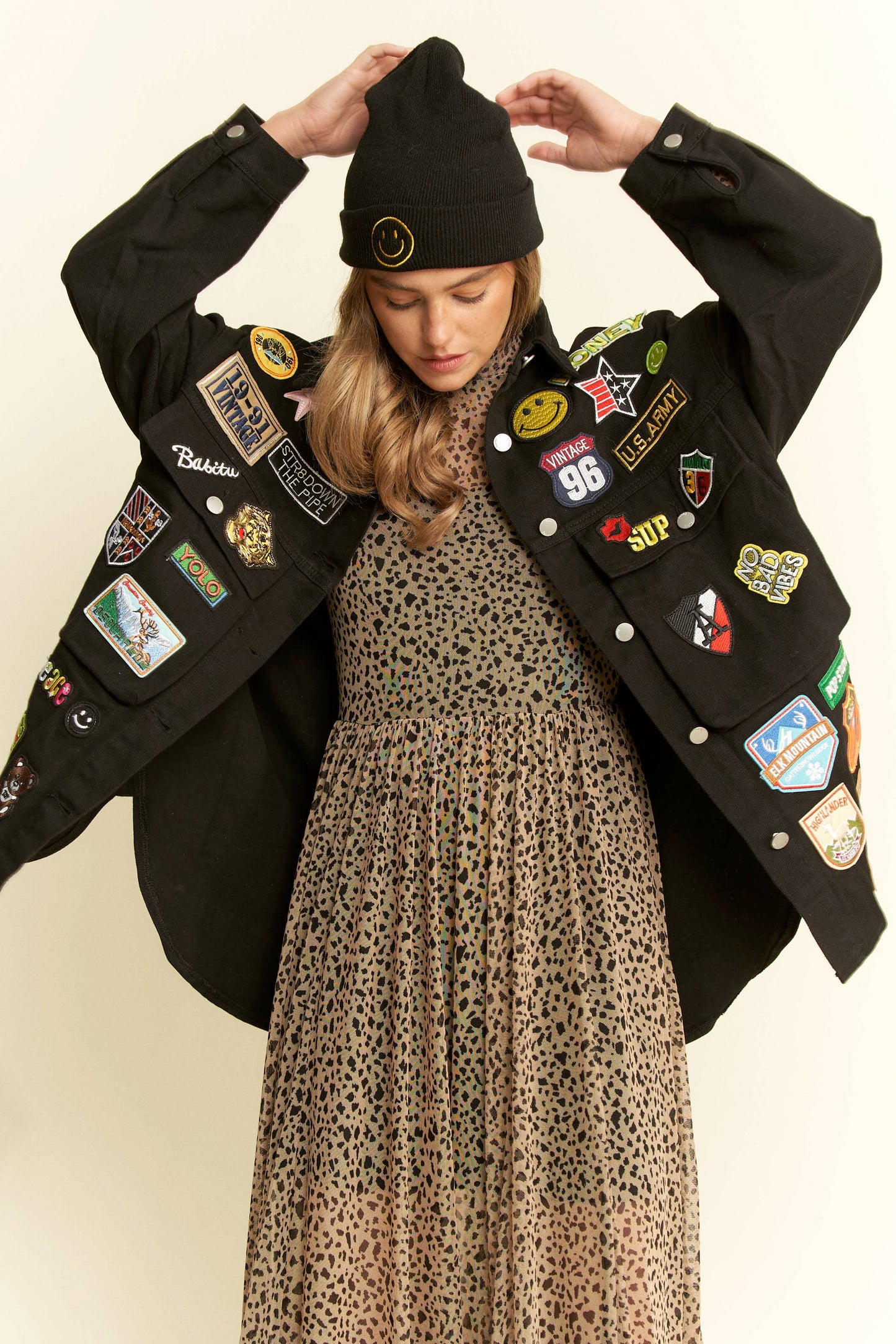 MULTI PATCH OVERSIZE JACKET KRT1720: Black / 3X