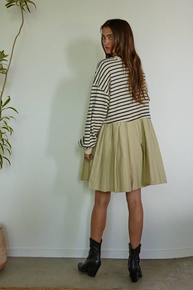 L7492 | Knit Long Sleeve Top with Woven Pleated Mini Dress: Natural Navy / L